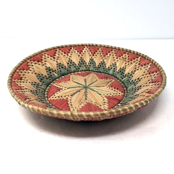 VTG Basket Shallow Bowl Hand Woven Star Pattern 9 1/2 Inch Diameter Southwest - Picture 2 of 7